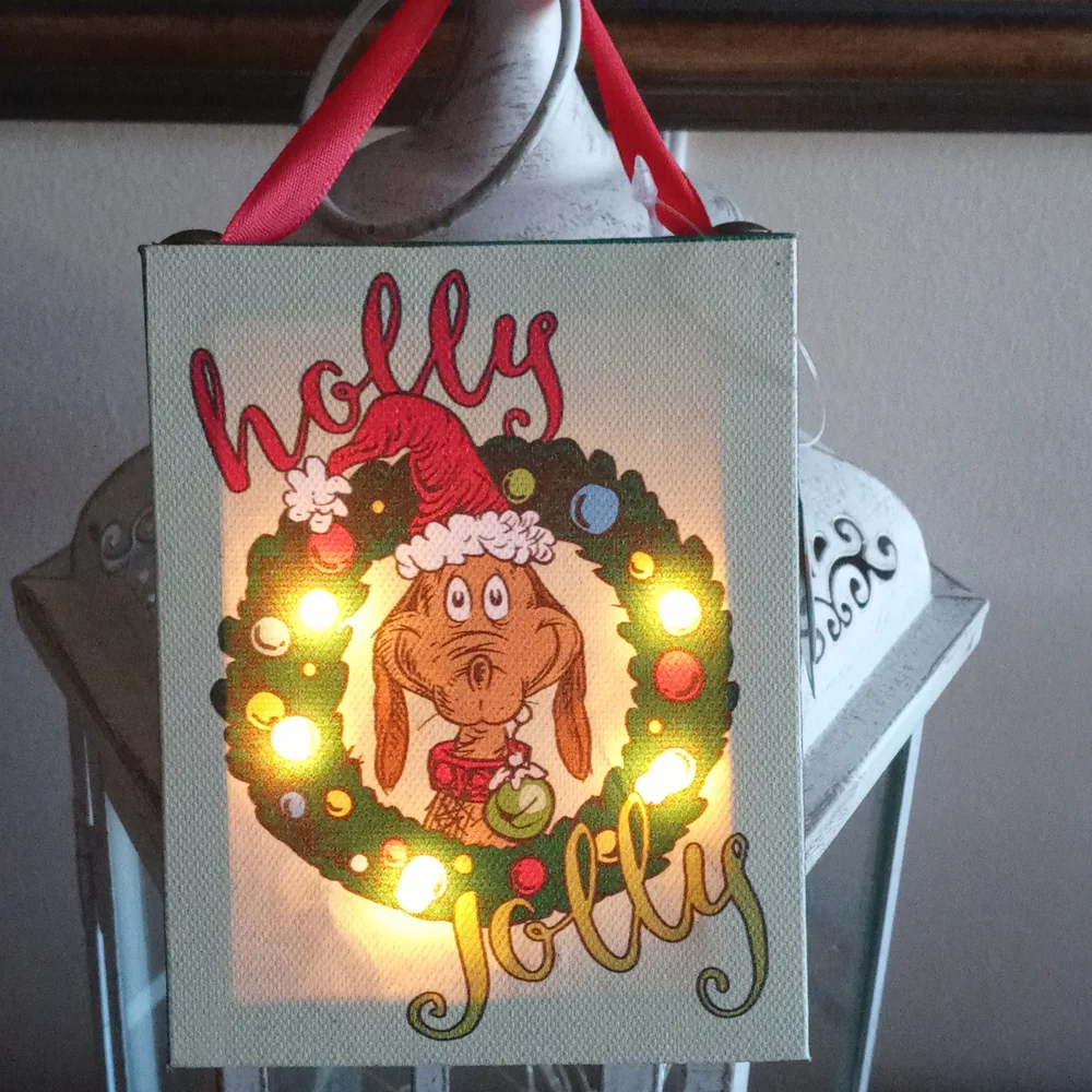 Grinch’s Max Light Up Canvas Ornament
